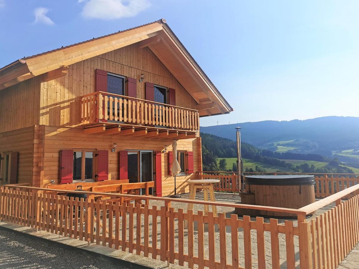 Bergchalet Am Waldrand - Pool, Sauna & Kamin Pöllauberg Buitenkant foto