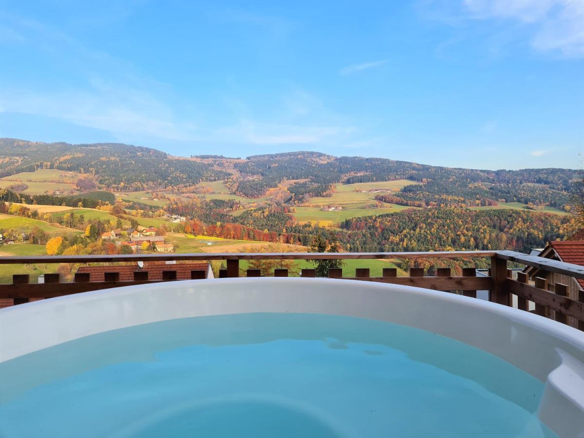 Bergchalet Am Waldrand - Pool, Sauna & Kamin Pöllauberg Buitenkant foto